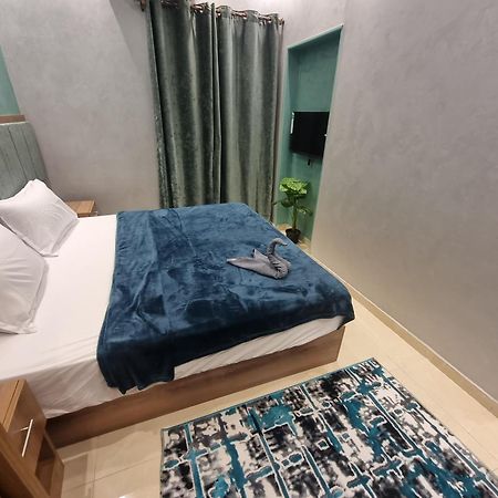 Alshawarbi Plaza Hotel Kaherah Luaran gambar
