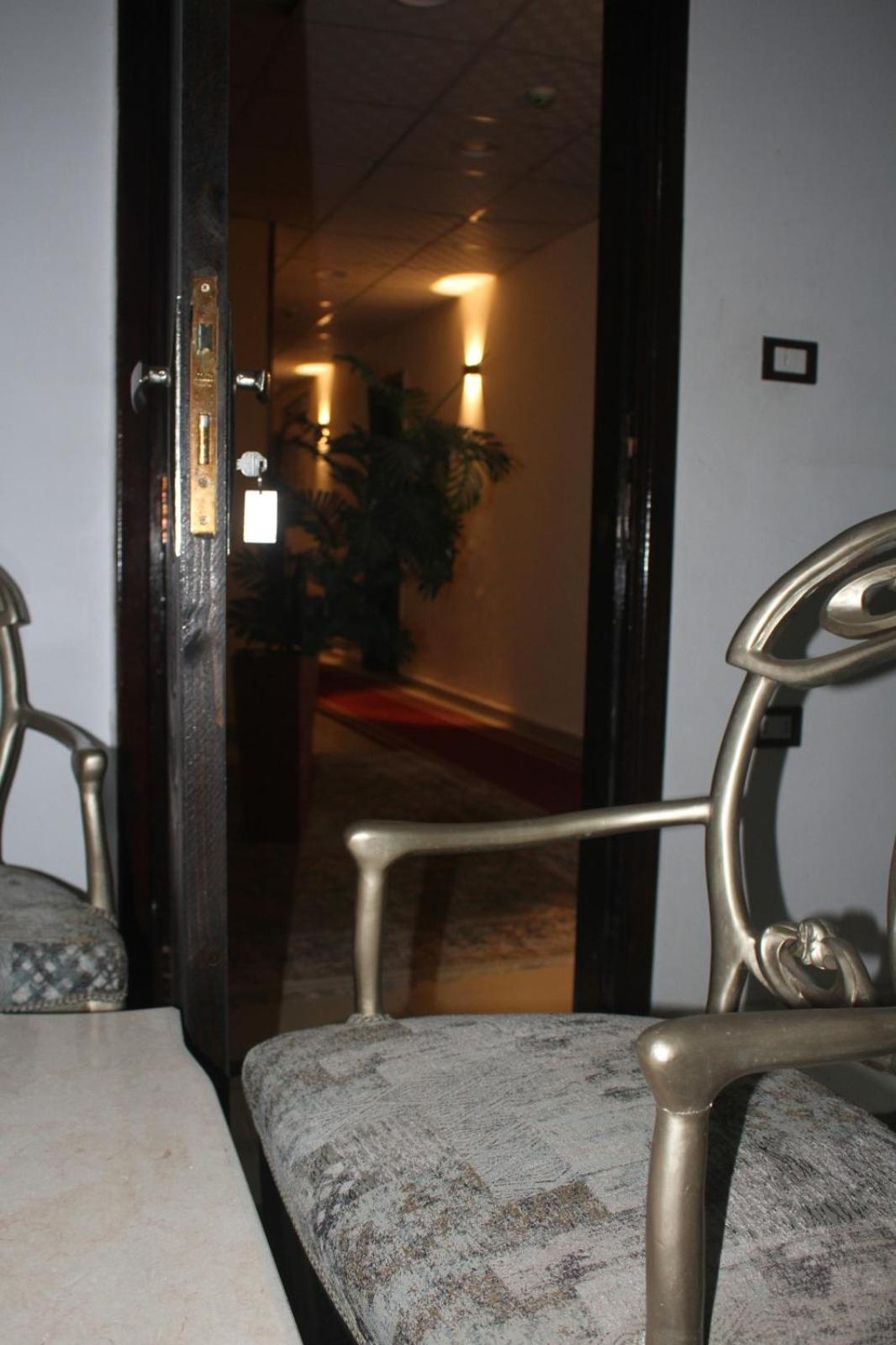Alshawarbi Plaza Hotel Kaherah Luaran gambar