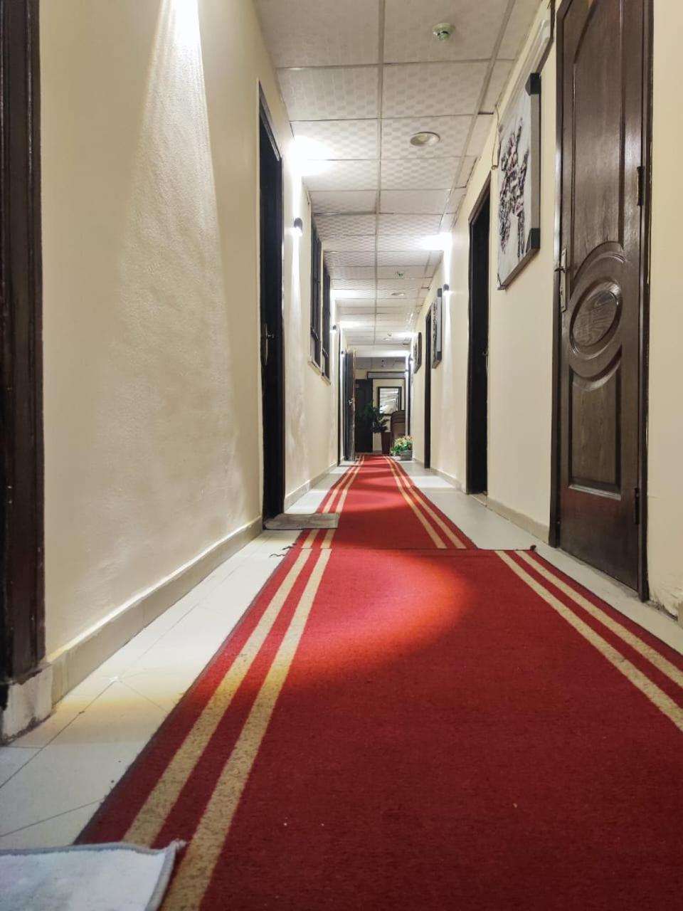 Alshawarbi Plaza Hotel Kaherah Luaran gambar