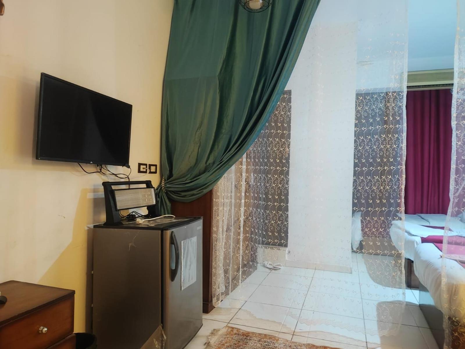 Alshawarbi Plaza Hotel Kaherah Luaran gambar